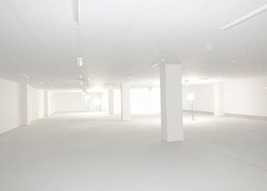 物流センターの内装写真